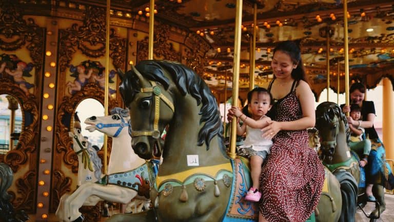 How to Promote Theme Park among Chinese Travelers?